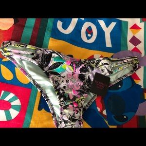 VS Bikini Bottom Floral Print